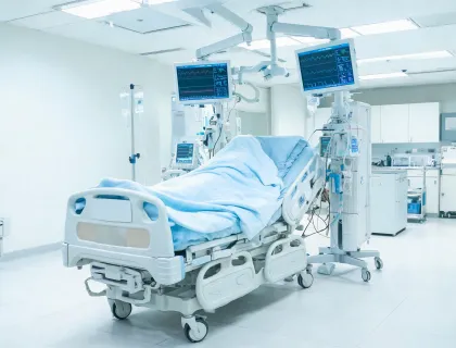 ICU patient support bay