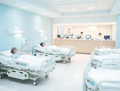 Medical surgical ward beds